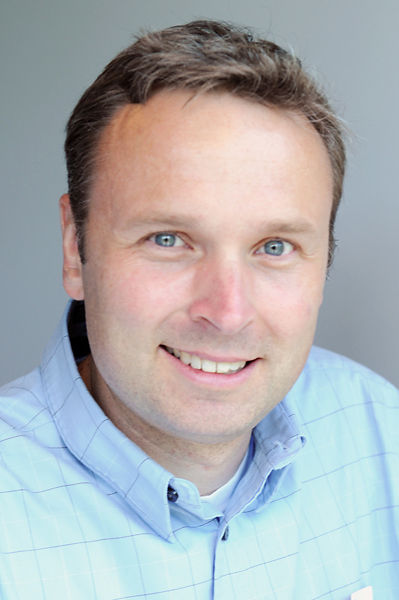 portrait of Brian Kratzer